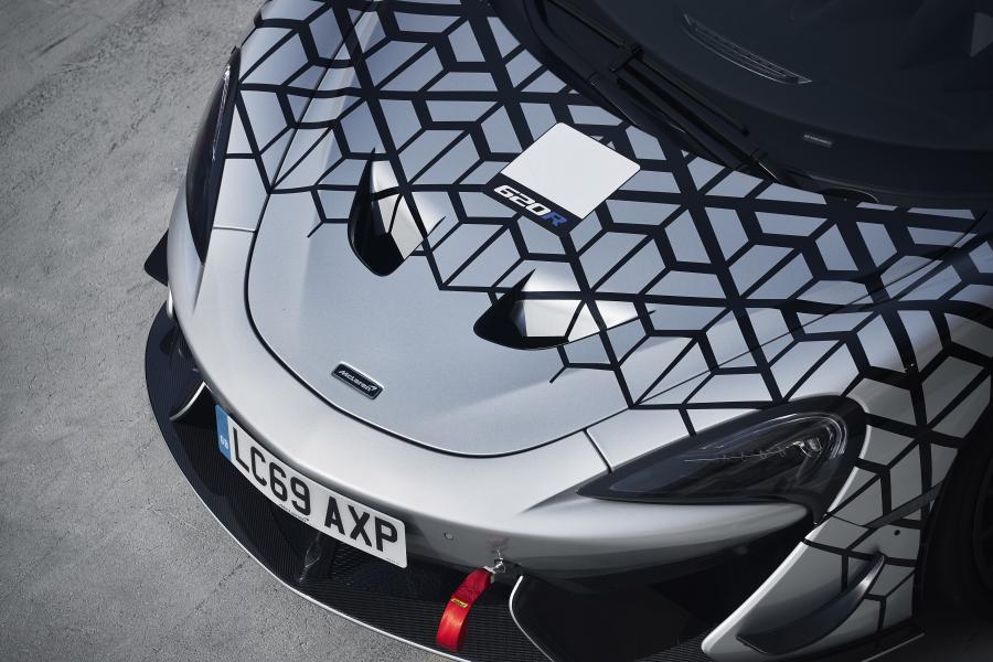 Детали экстерьера McLaren 620R 2020 года  (WW) (фото 5 из 12)